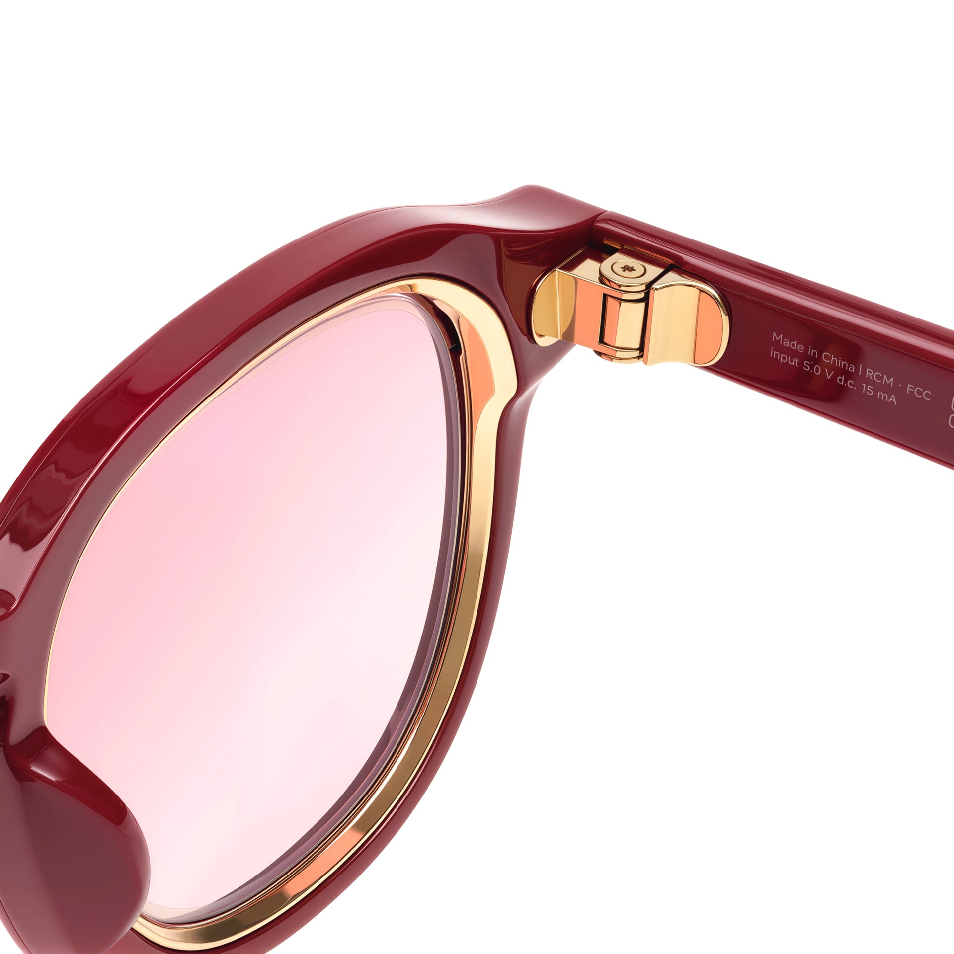 Photochromic vs. Electrochromic Sunglasses for Driving: What’s the Difference?